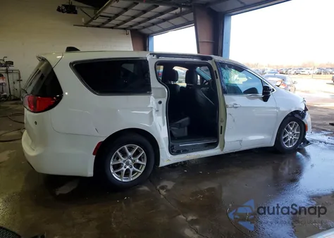 2025 Chrysler Voyager Lx z USA, uszkodzony, nr VIN 2C4RC1CG6SR533895